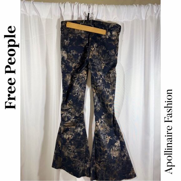 Free People Inferno Flare Jeans Black Gold Floral Motif Size 29 - Picture 6 of 9